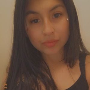 Meet your Posher, Perla